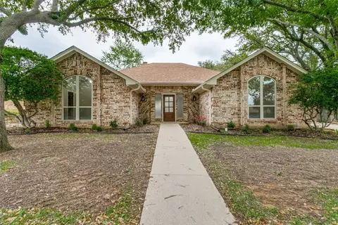 1413 Woodvale Dr, Bedford, TX 76021