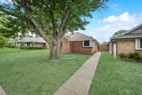 1524 Copper Meadow Dr, Mesquite, TX 75149