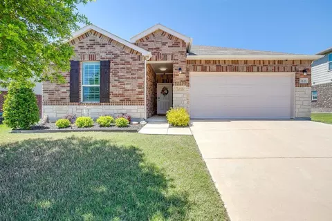 7441 Bronsind Trl, Fort Worth, TX 76131
