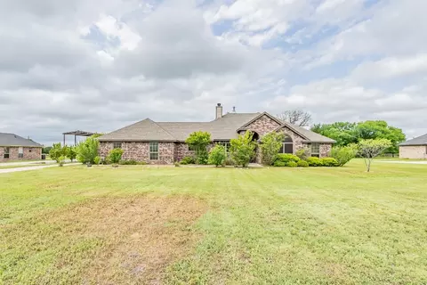 161 Savannah Dr, Weatherford, TX 76087