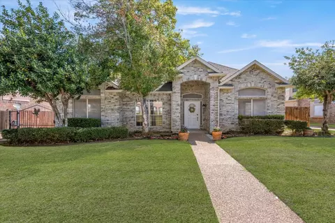 7908 Arlie Ln, North Richland Hills, TX 76182