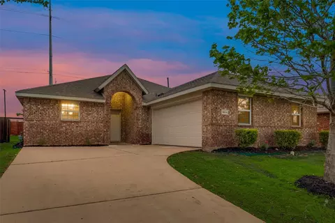 1909 Novel Dr, Garland, TX 75040