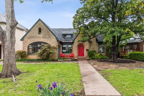 6828 Casa Loma Ave, Dallas, TX 75214