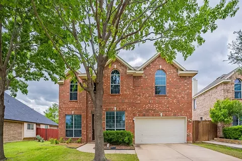 5059 Prairie Falcon Ct, Grand Prairie, TX 75052
