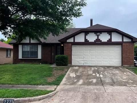 2725 Echo Point Dr, Fort Worth, TX 76123