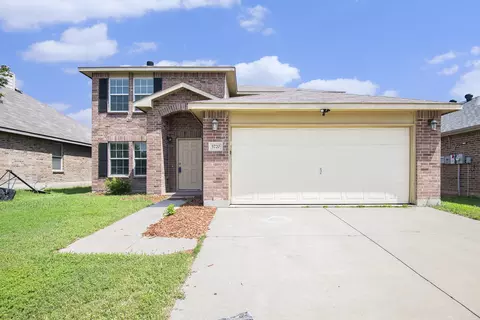 5720 Talons Crest Cir, Fort Worth, TX 76179