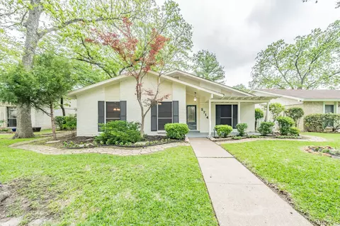 2714 Ashglen Dr, Garland, TX 75043