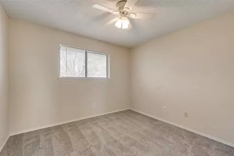 Other - 207 Lark Ln, Euless, TX 76039 photo 5 of 8