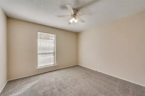 Other - 207 Lark Ln, Euless, TX 76039 photo 7 of 8