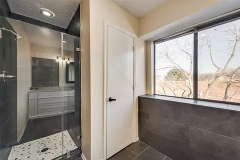 Bath - 207 Lark Ln, Euless, TX 76039 photo 1 of 4