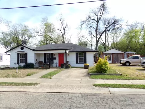 404 E Austin St, Paris, TX 75460