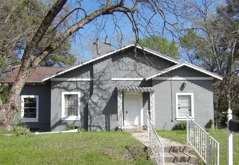 818 N Johnson Ave, Mount Pleasant, TX 75455