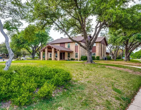 121 Wellesley Dr, Irving, TX 75062