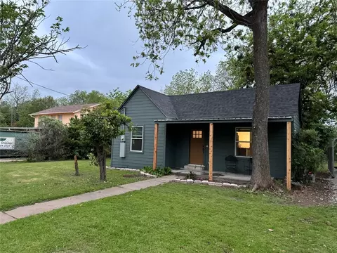 106 S 4th St, Grandview, TX 76050