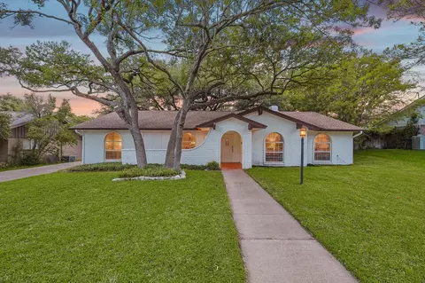 404 Green River Trl, Fort Worth, TX 76103