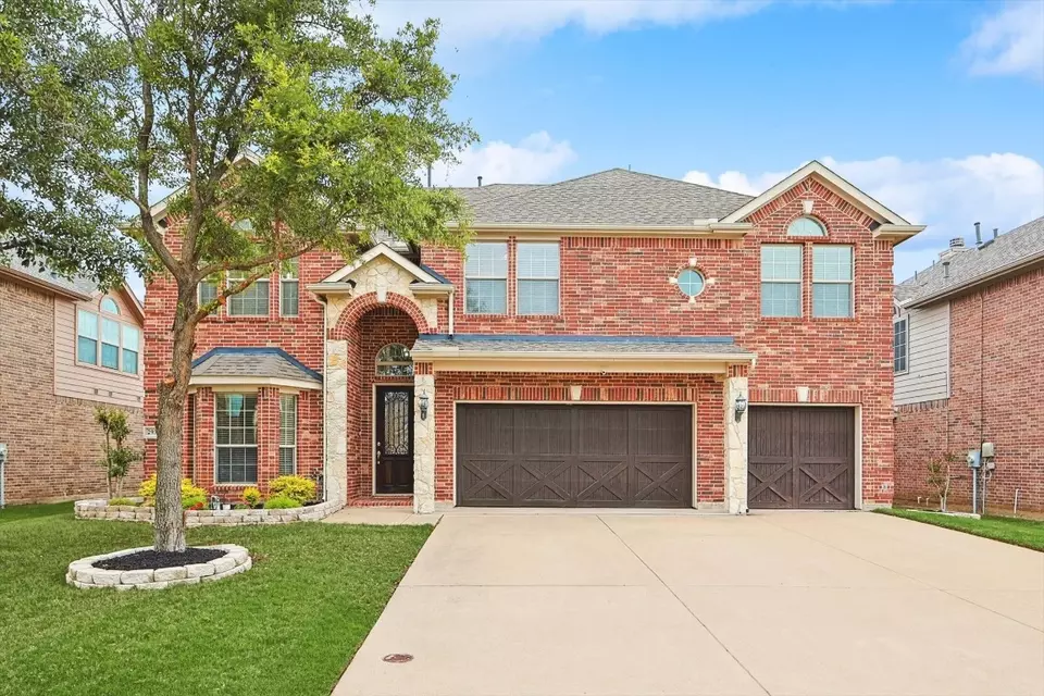 2932 Montalbo, Grand Prairie, TX 75054 40 Photos Movoto
