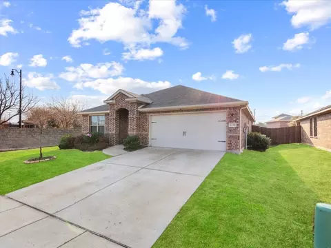 2136 Silsbee Ct, Forney, TX 75126