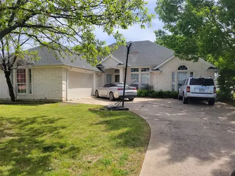 2900 Fairway Dr, Cedar Hill, TX 75104