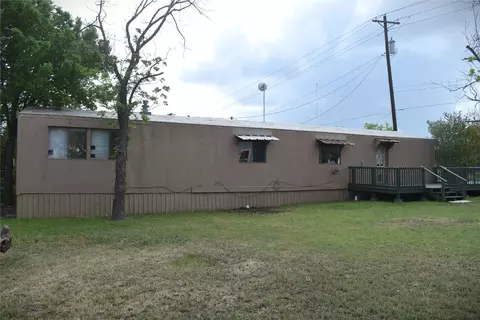 1703 Ruby, Brady, TX 76825 photo 2