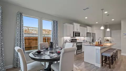 Dining - 100 Roundstone Rd, Fort Worth, TX 76052 photo 1 of 4