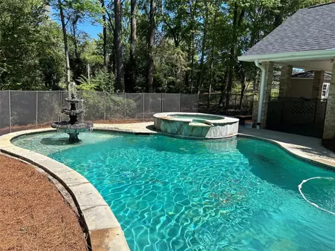Exterior - 360 Chris Dr, Minden, LA 71055 photo 6 of 10