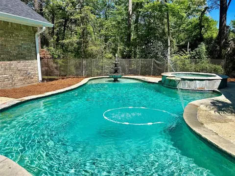 Exterior - 360 Chris Dr, Minden, LA 71055 photo 7 of 10