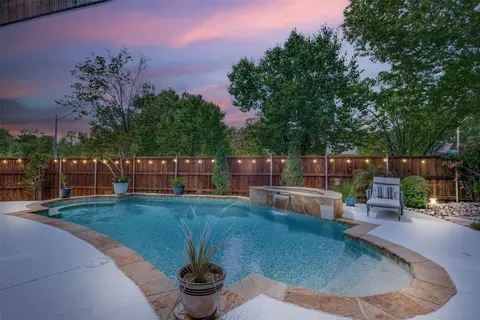5856 Pebblestone Ln, Plano, TX 75093