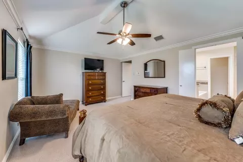 Bedroom - 9012 Silverdollar Trl, Irving, TX 75063 photo 2 of 4