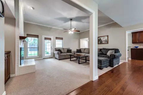 Living - 9012 Silverdollar Trl, Irving, TX 75063 photo 1 of 4