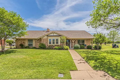 1504 Inverness Rd, Mansfield, TX 76063