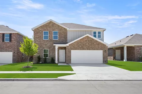 8249 Stovepipe Dr, Fort Worth, TX 76179