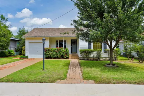 709 Sycamore St, Weatherford, TX 76086