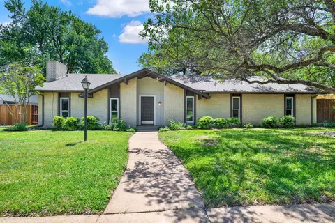 6756 Hunters Ridge Dr, Dallas, TX 75248