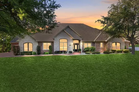 26006 Woodacre Dr, Whitney, TX 76692