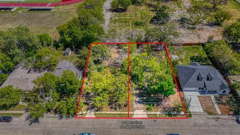 110 Piddy Ln, Fort Worth, TX 76114