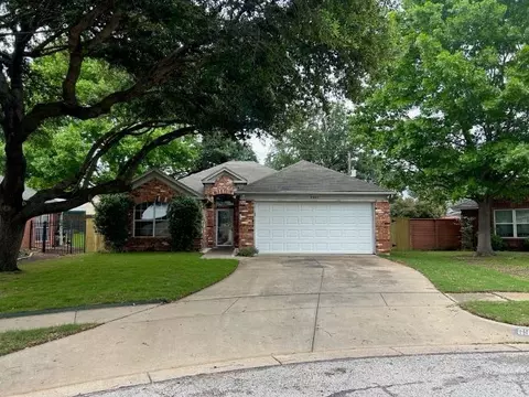 6921 Hawaii Ln, Arlington, TX 76016