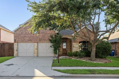6409 Meadowcrest Ln, Sachse, TX 75048