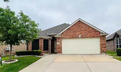 974 Woodrow Dr, Lewisville, TX 75067