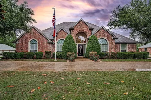 1315 Wedgewood Dr, Cleburne, TX 76033