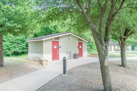 Exterior - 418 Maple Sugar Dr, Murphy, TX 75094 photo 12 of 13