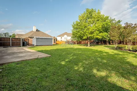 Exterior - 418 Maple Sugar Dr, Murphy, TX 75094 photo 6 of 13