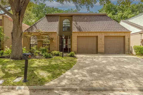 36 Crown Pl, Richardson, TX 75080