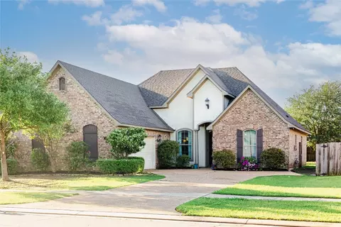 602 Bitter Pecan Dr, Bossier City, LA 71111