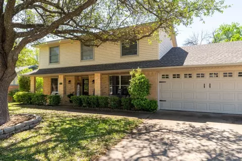 610 Wilson Ct, Duncanville, TX 75137
