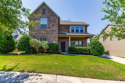 210 Parkview Dr, Aledo, TX 76008