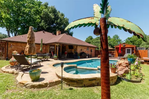 520 Brookside Dr, Grapevine, TX 76051 photo 29