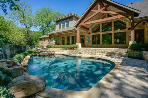 1330 Beverly Cir, Lucas, TX 75002