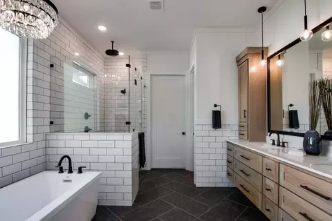 Bath - 1420 Ranchview Rd, Argyle, TX 76226 photo 2 of 4