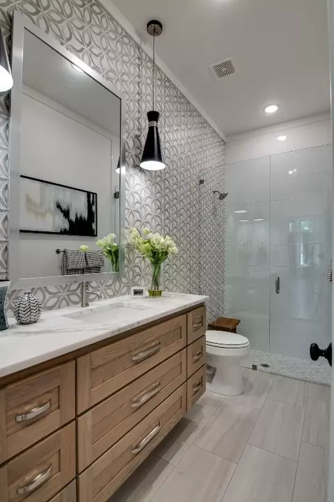 Bath - 1420 Ranchview Rd, Argyle, TX 76226 photo 1 of 4