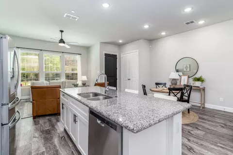 1581 Windermere Way, Farmers Branch, TX 75234